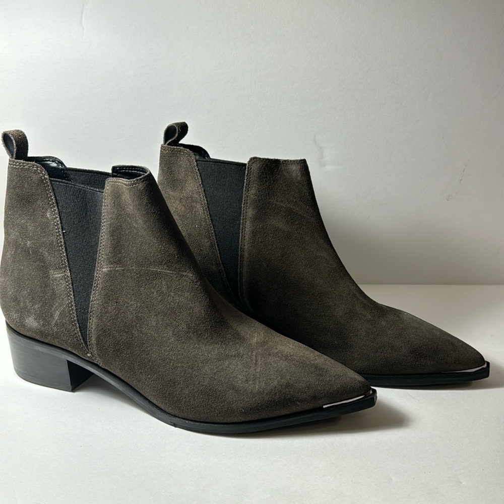 NWT Mark Fisher Suede Yale Chelsea Pointy Bootie